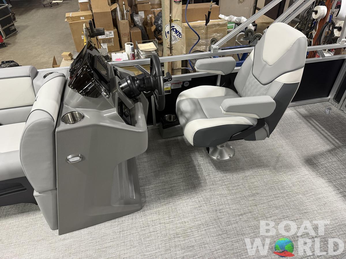2026 Tahoe Pontoons Sport 2180 Swingback (VRB) 
