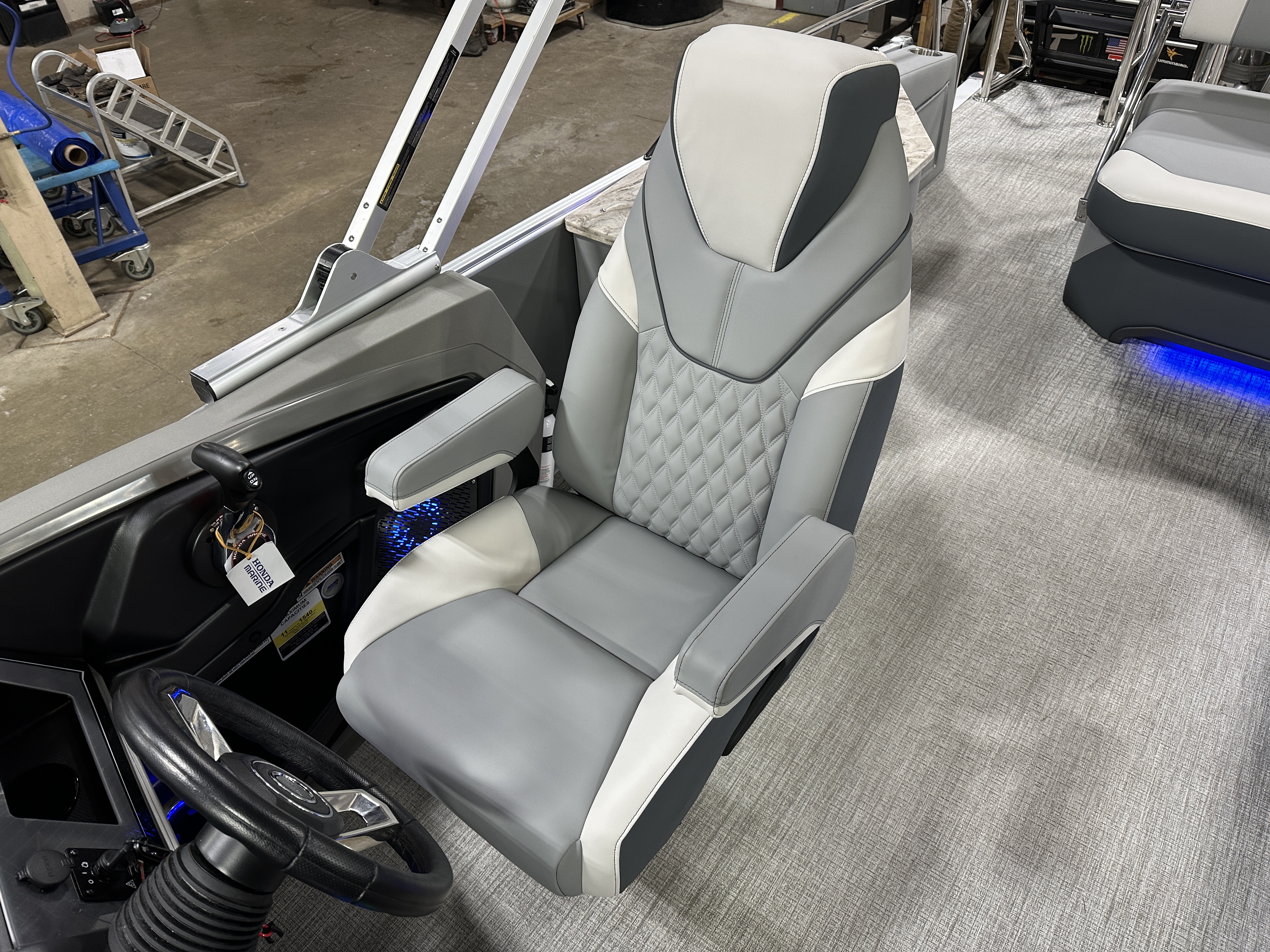 2025 Tahoe Pontoons Cascade 2385 Cruise Rear Bench (CRB) & Honda 4-Stroke EFI