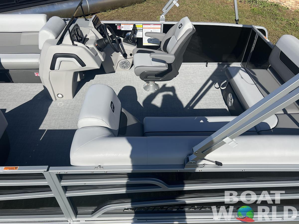 2026 Princecraft Vectra 23 RL Swingback Lounge Pontoon