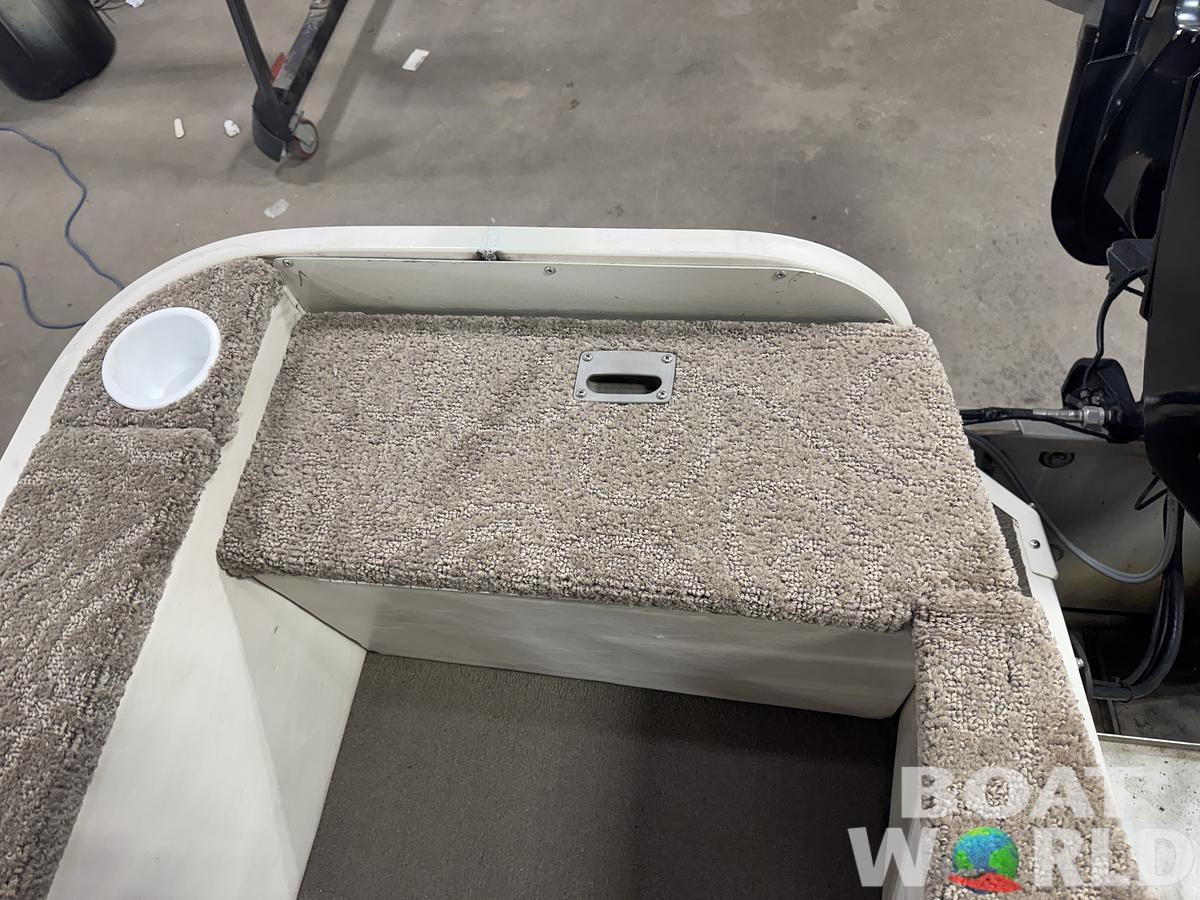 Used 2006 Crestliner 2285 CFI Pontoon