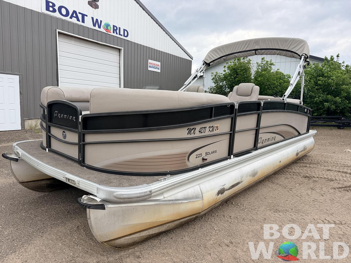 Used 2012 Premier 225 Solaris & 50HP Yamaha 4Stroke -$19,995