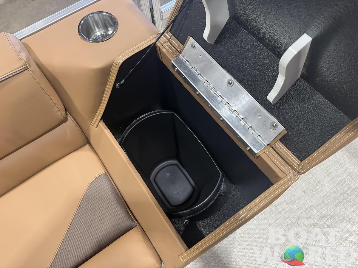 2026 Tahoe Sport VRB 2385 Swingback & 4-Stroke $34995