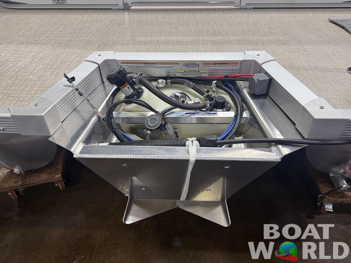 2026 Tahoe Pontoons LTZ 2385 Quad Lounge 