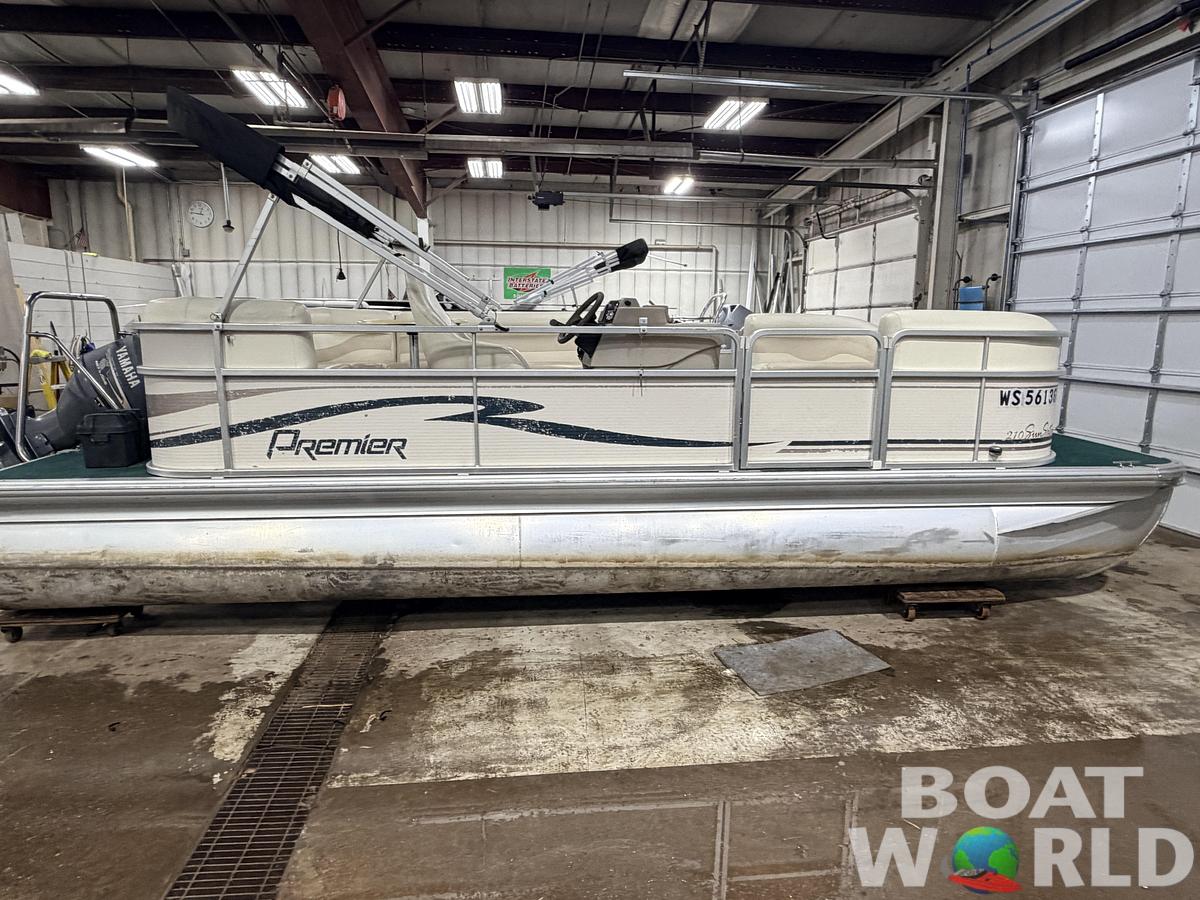 Used 2004 Premier 210 SunSation & 60HP Yamaha 4Stroke - $12,995