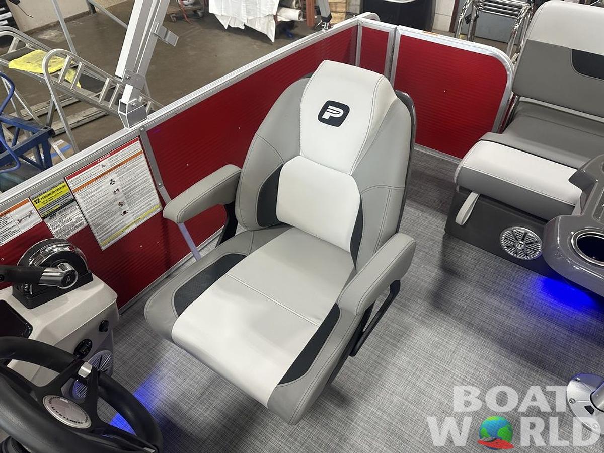 2025 Princecraft Vectra 23 RL SS Swingback Pontoon & Mercury 4-Stroke EFI