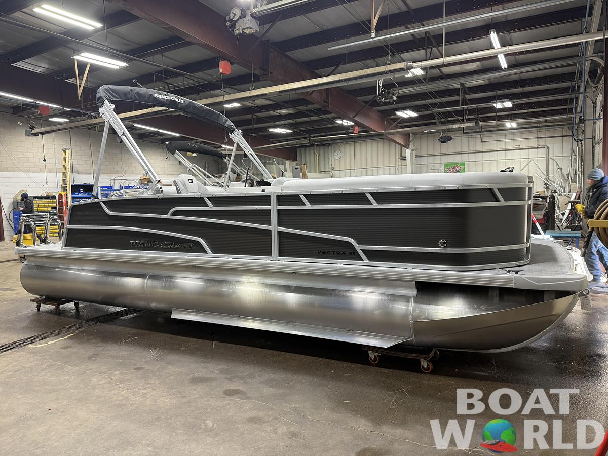 2026 Princecraft Vectra 23 RL Lounge Swingback Tritoon 