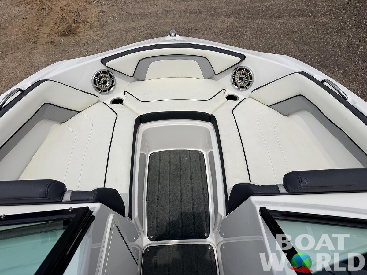 Used 2016 Yamaha AR192 Jet Boat 210HP Supercharged 1.8L & Single Axle Trailer -$29,995