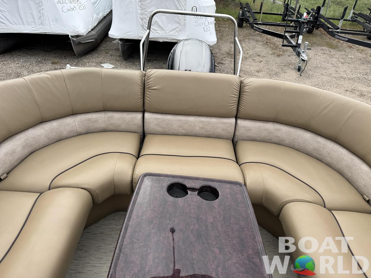 Used 2016 Bennington 2250 GSR Pontoon