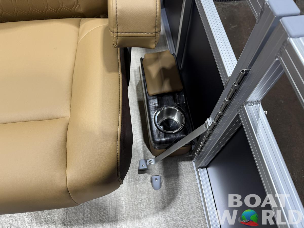 2026 Tahoe Pontoons Sport 2180 Quad Lounge