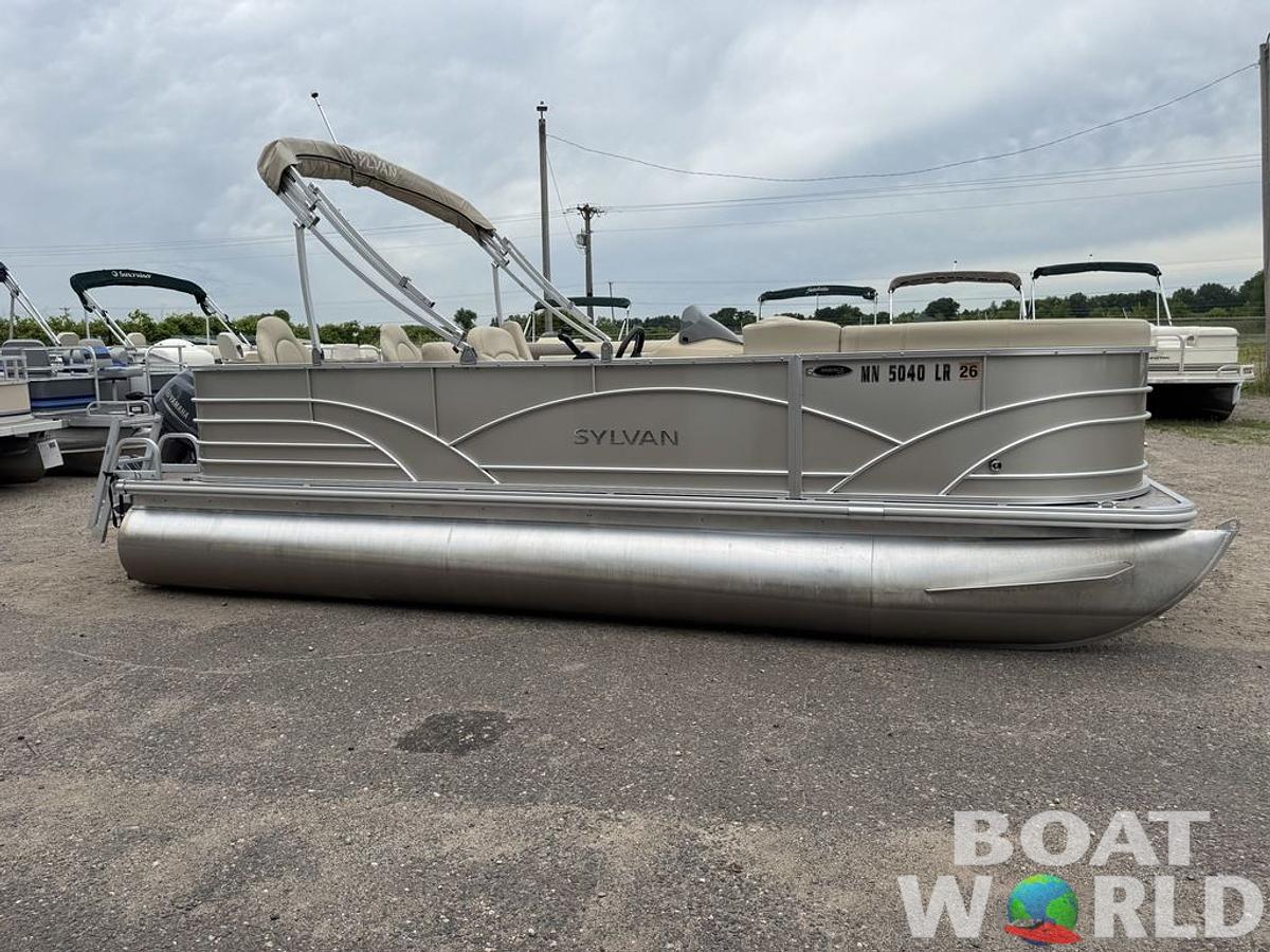 Used 2017 Sylvan 820 Cruise-n-Fish Pontoon