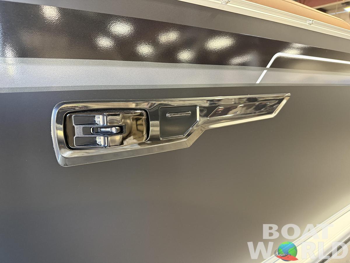 2027 Tahoe LTZ VRB Swingback Tritoon & Honda $53995