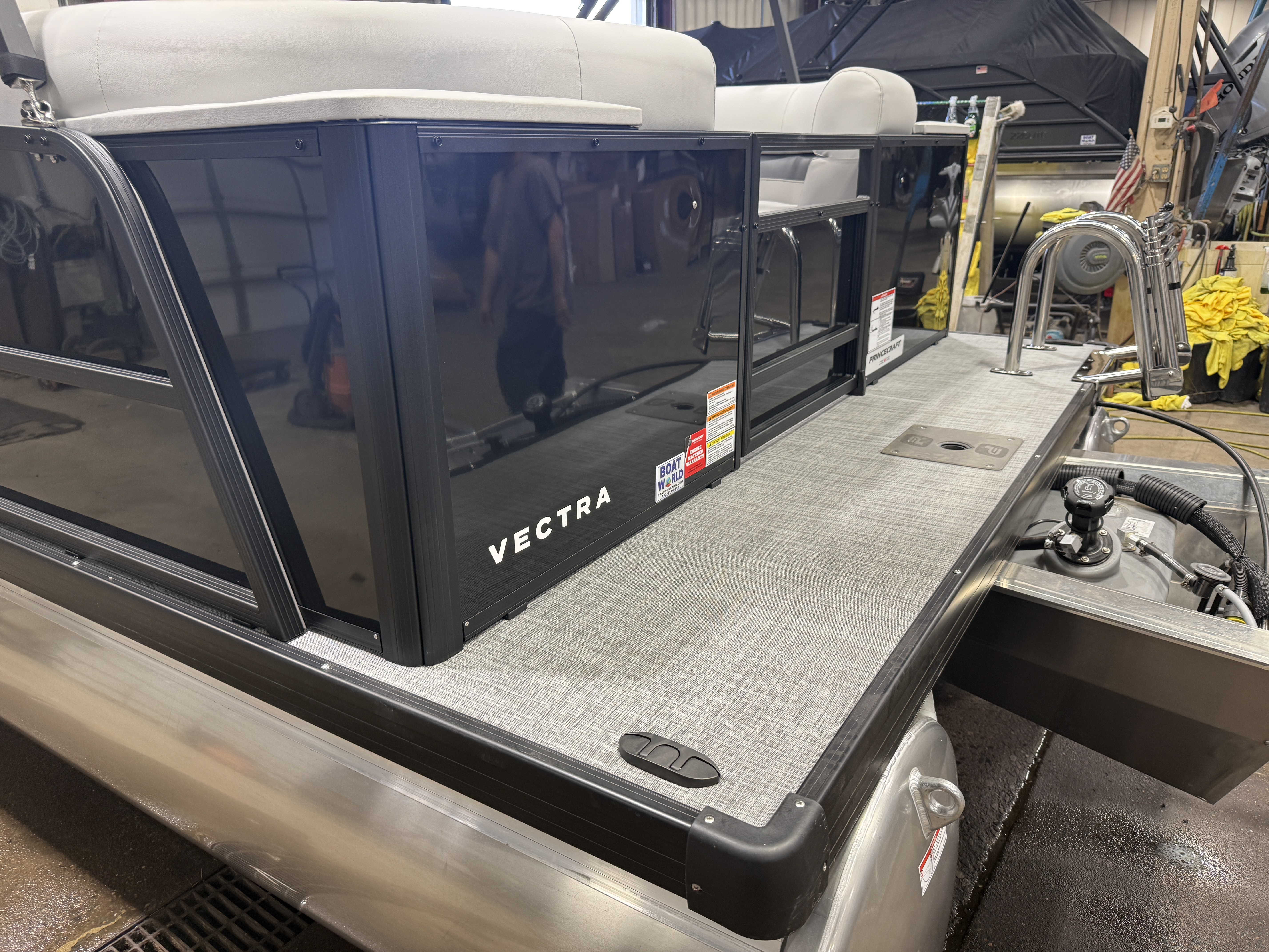 2027 Princecraft Vectra 21 Quad Lounge Pontoon $36995