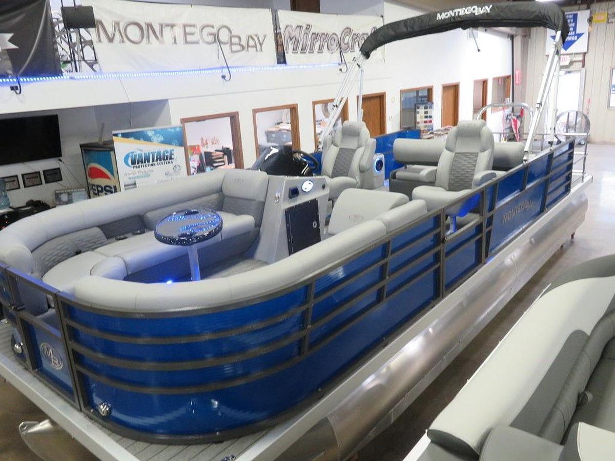 2023 Montego Bay ST8524 Swingback Tritoon Deluxe Pontoon & Honda 200HP 4-Stroke EFI