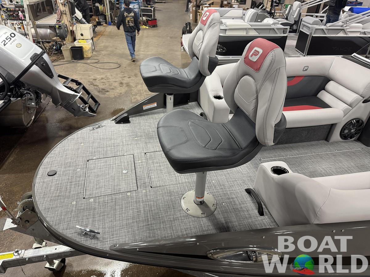 2024 Princecraft Ventura 224 Deckboat 