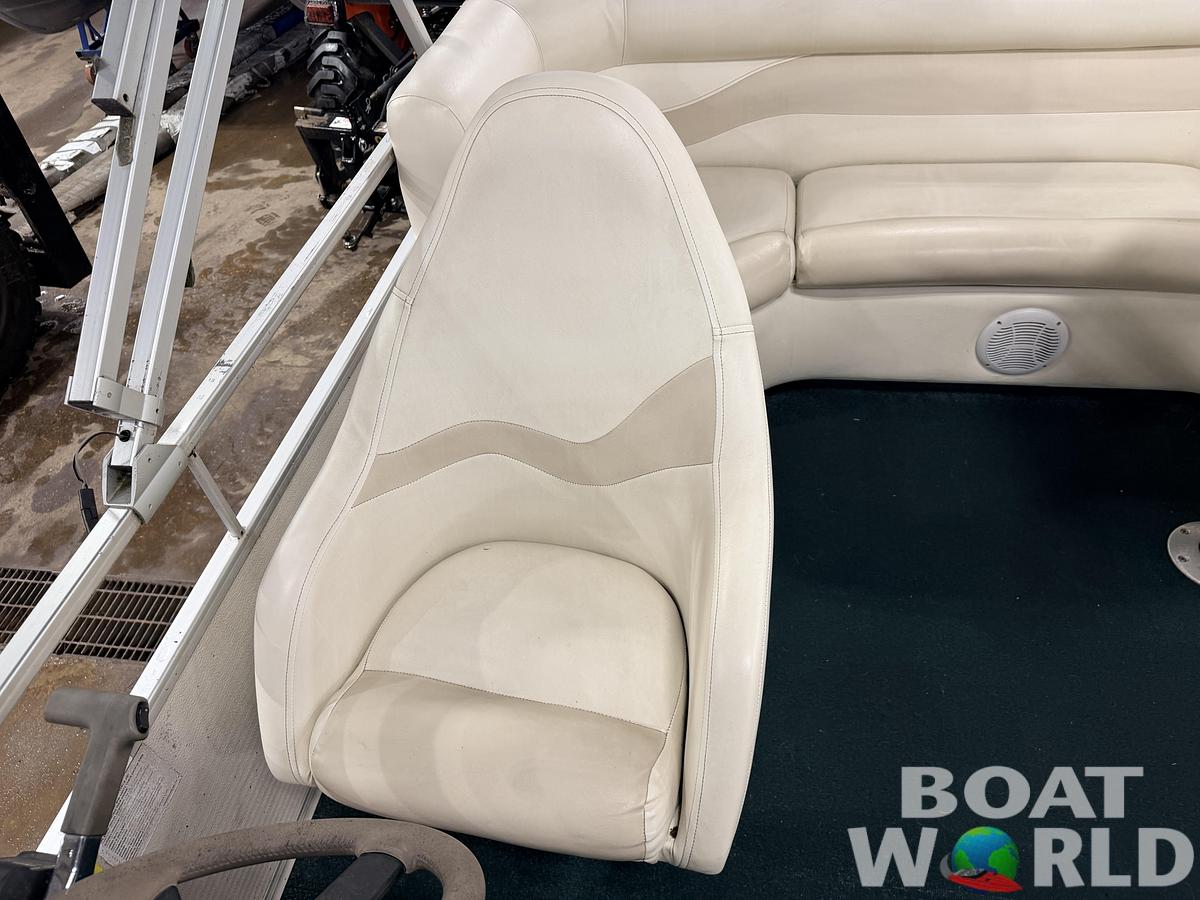 Used 2004 Premier 210 SunSation & 60HP Yamaha 4Stroke - $12,995