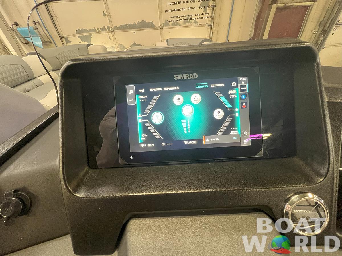 2025 Tahoe Pontoons Cascade 2385 Swingback (VRL) & Honda 4-Stroke EFI