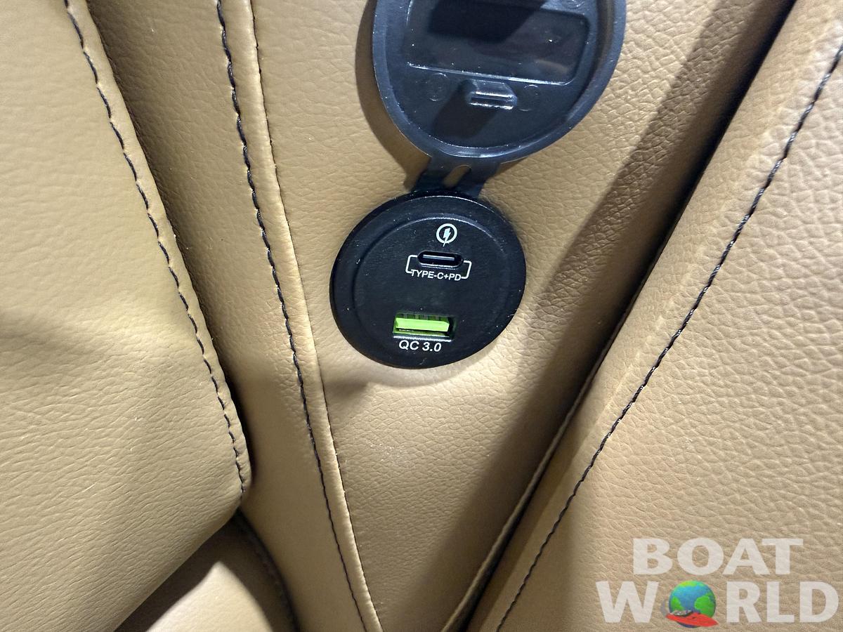 2026 Tahoe Pontoons Sport 2180 Swingback (VRB)