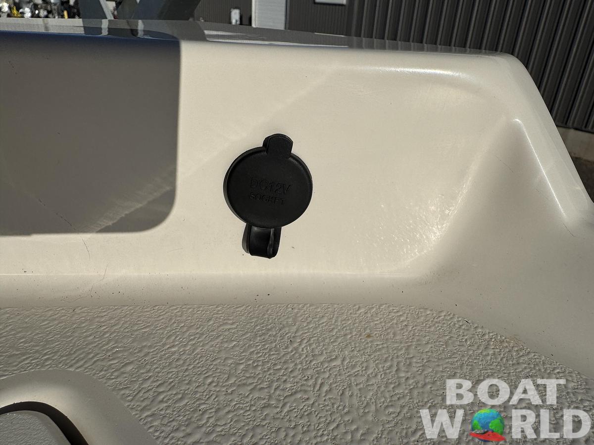 Used 2003 Premier 230 Grand Majestic Tri-toon Pontoon & 200HP Honda 4-Stroke EFI