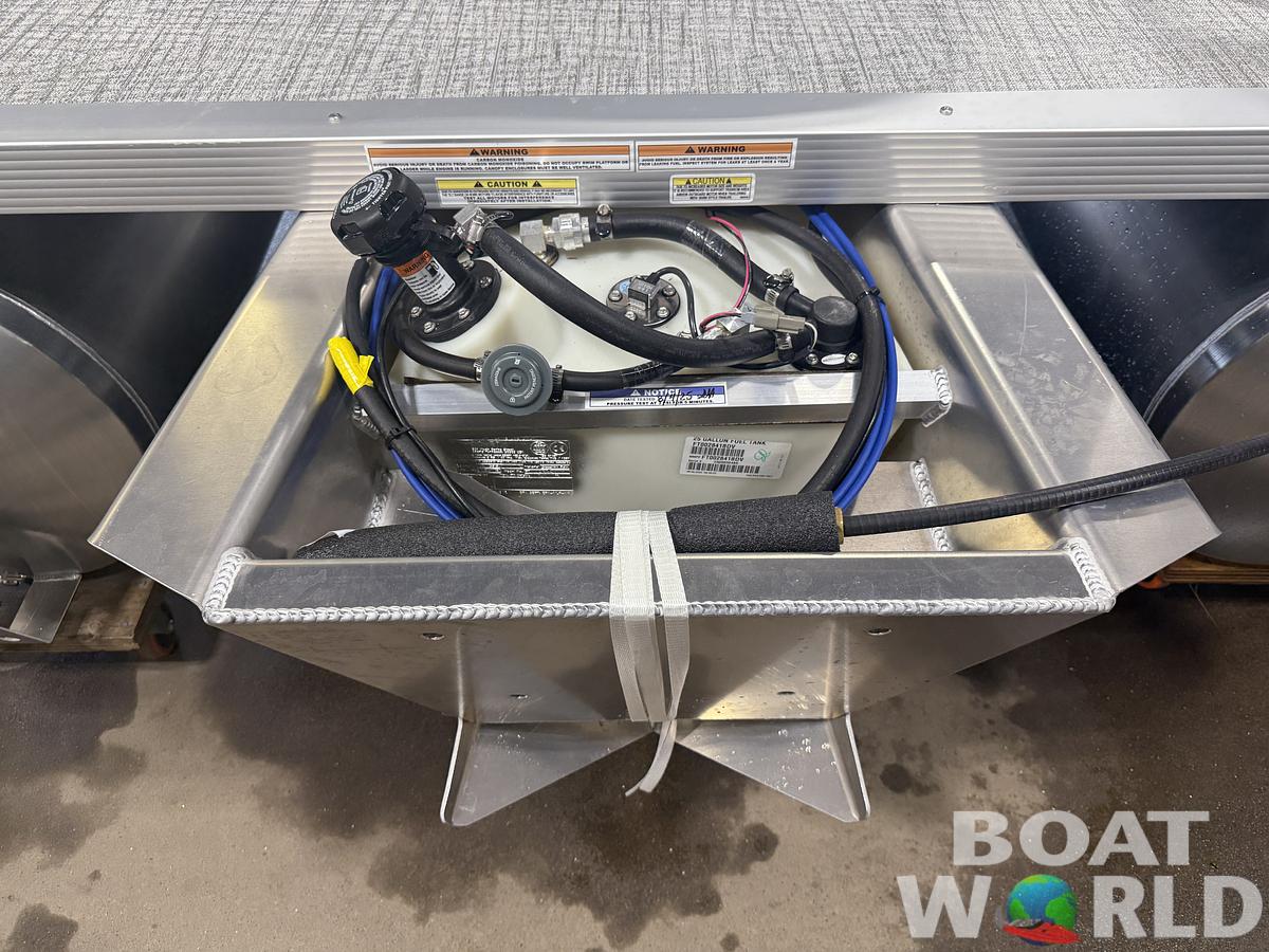 2026 Tahoe Pontoons Sport 2385 Swingback (VRB) & Honda 4-Stroke EFI