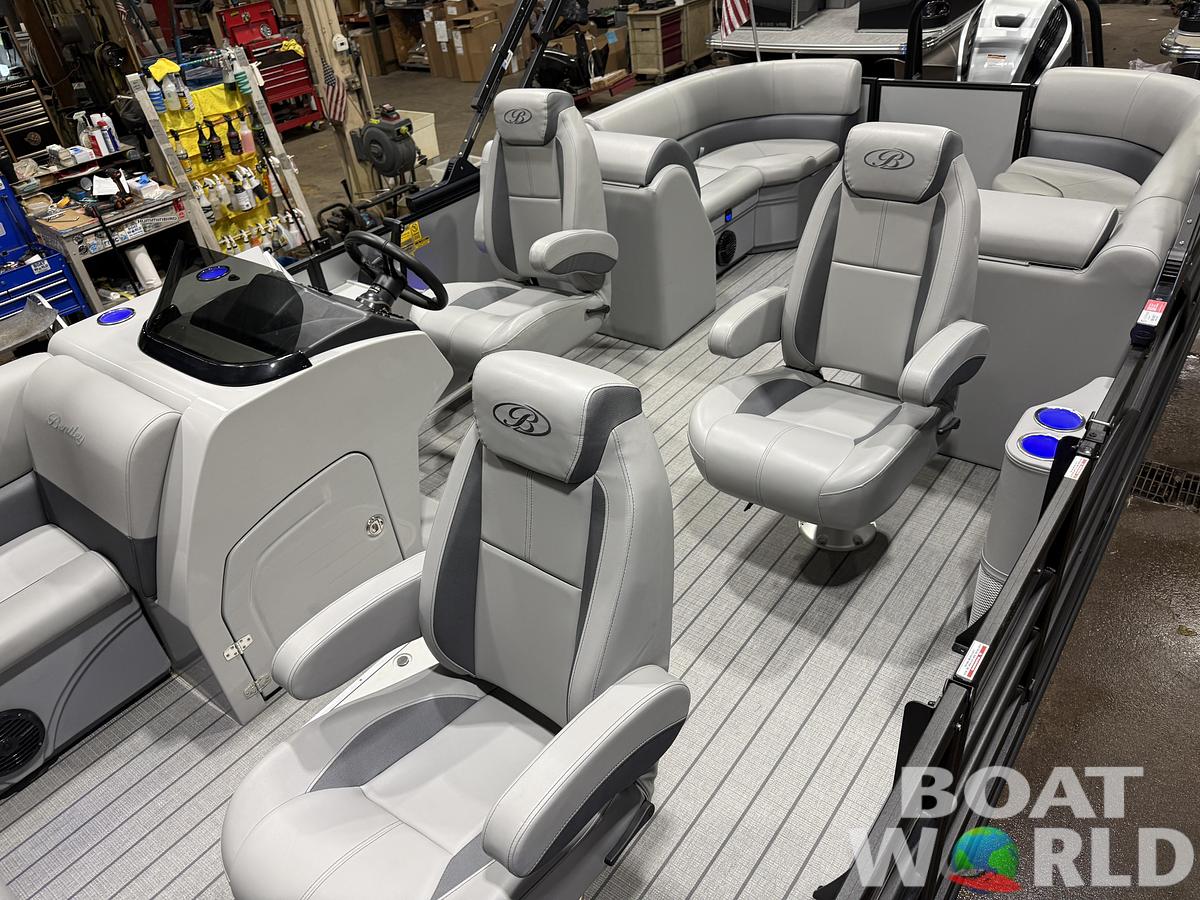 Used 2026 Bentley Pontoons Legacy 223 DL Quad Lounge Tritoon & 250HP