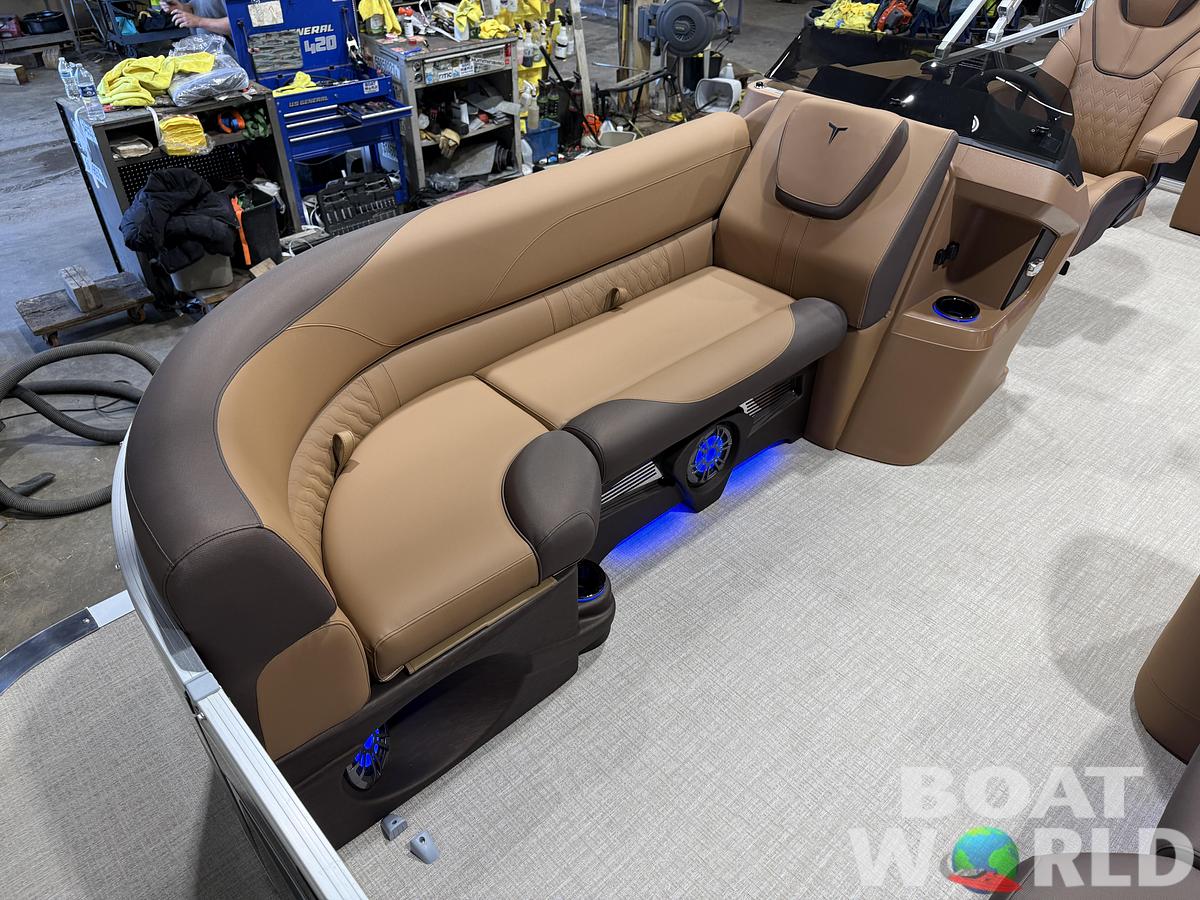 2027 Tahoe LTZ VRB Swingback Tritoon & Honda $53995