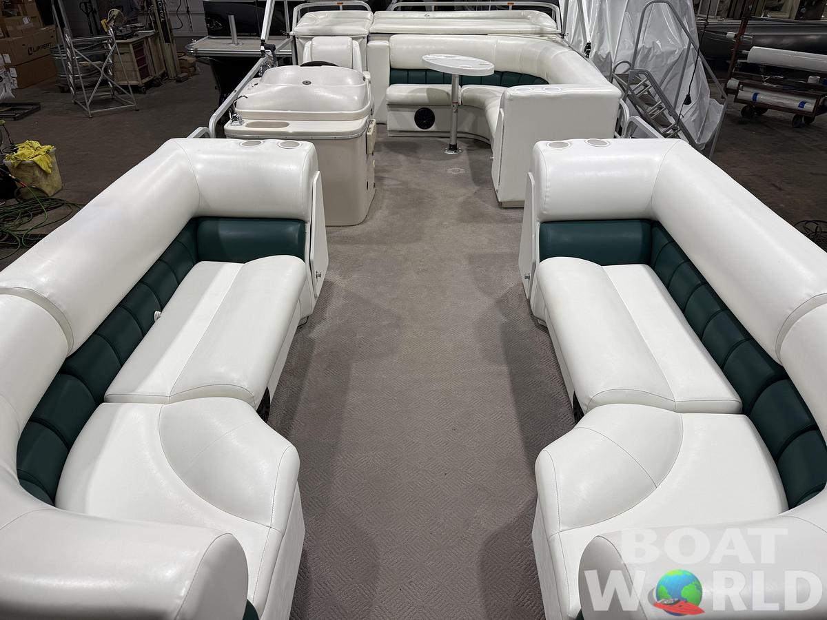 Used 2001 Manitou Legacy 240 & 2017 Mercury 4Stroke EFI $12,995