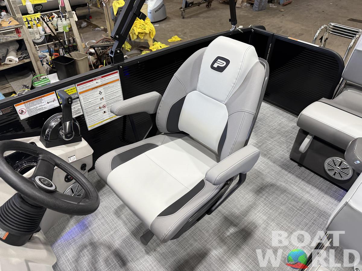 2026 Princecraft Vectra 21 RL Swingback Dinette $30995