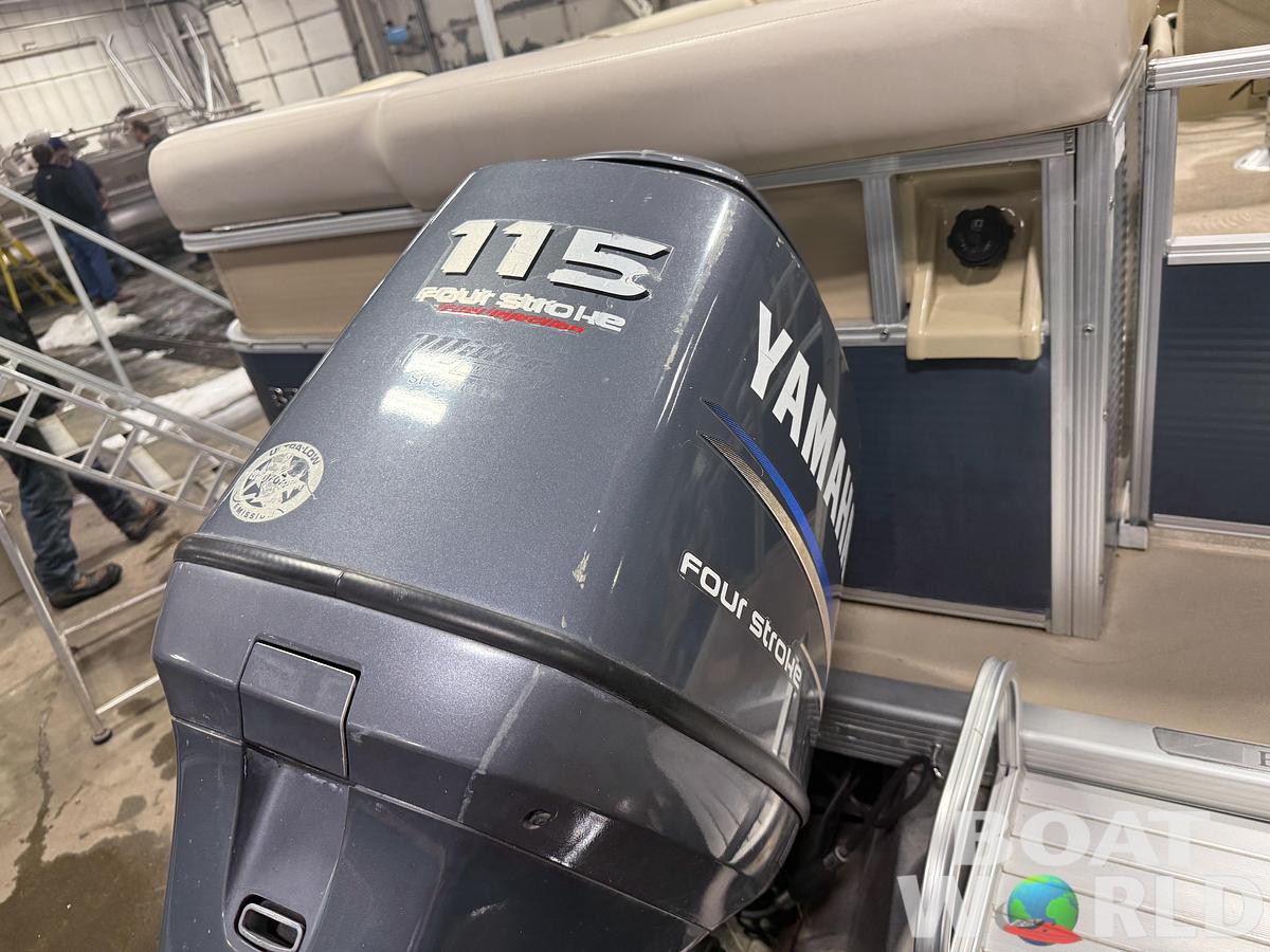 Used 2009 Bennington 2577 Cruise Pontoon