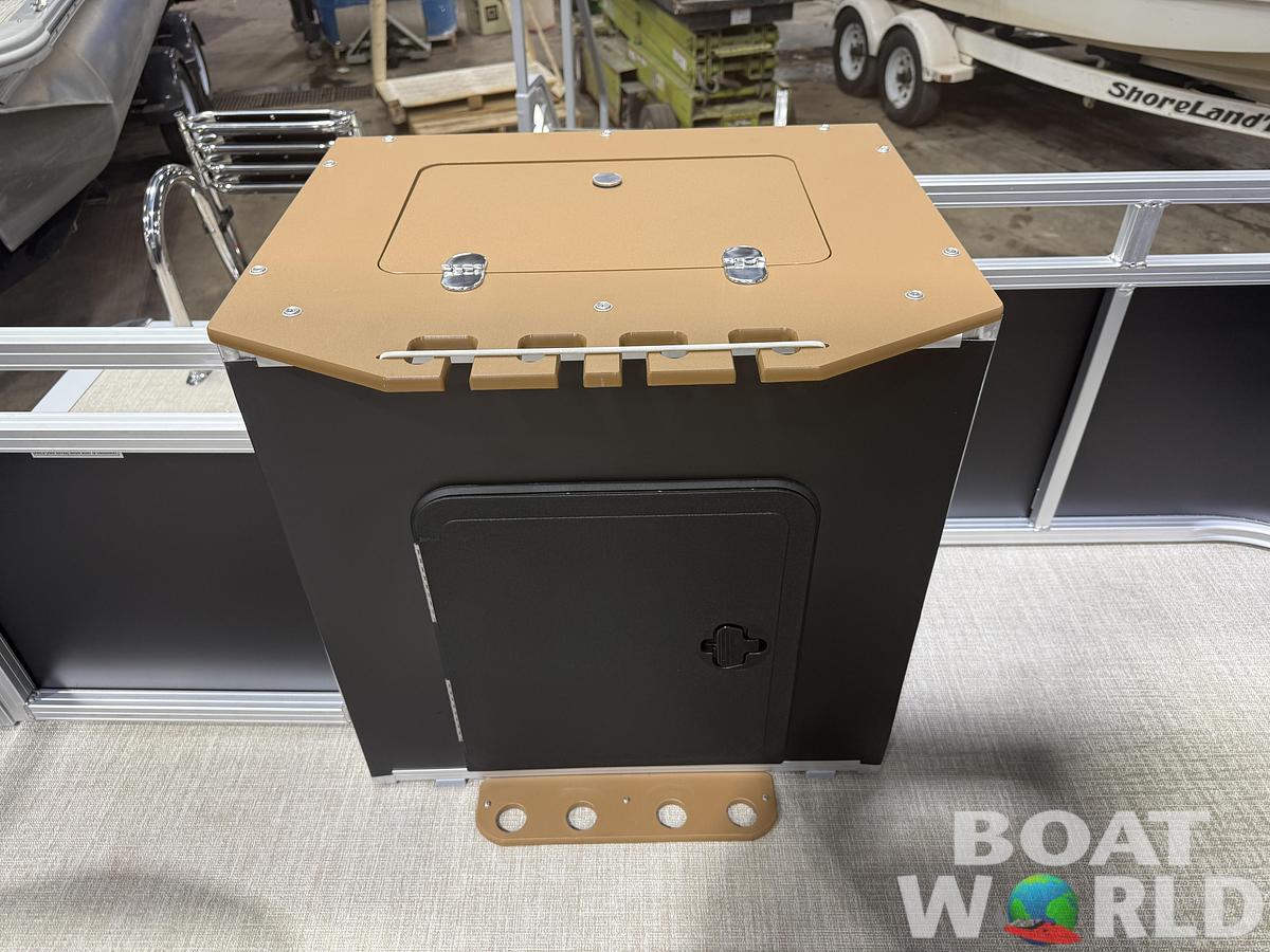 2026 Tahoe Pontoons Sport 2180 Rear Fish