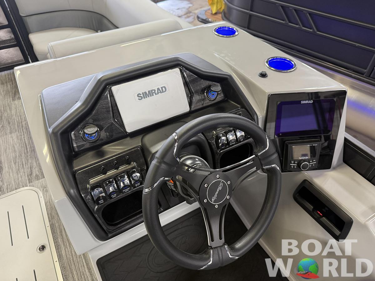 2026 Bentley Pontoons Elite 223 Swingback Tritoon