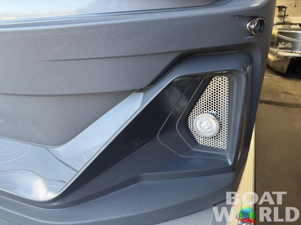 2026 Tahoe Pontoons GEOfish 2385 Rear Fish Tritoon 