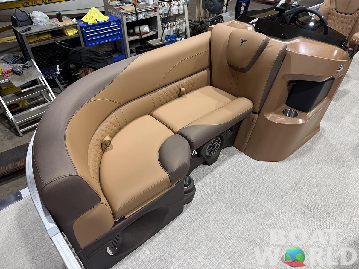 2026 Tahoe Pontoons LTZ 1985 Cruise Rear Bench (CRB) 