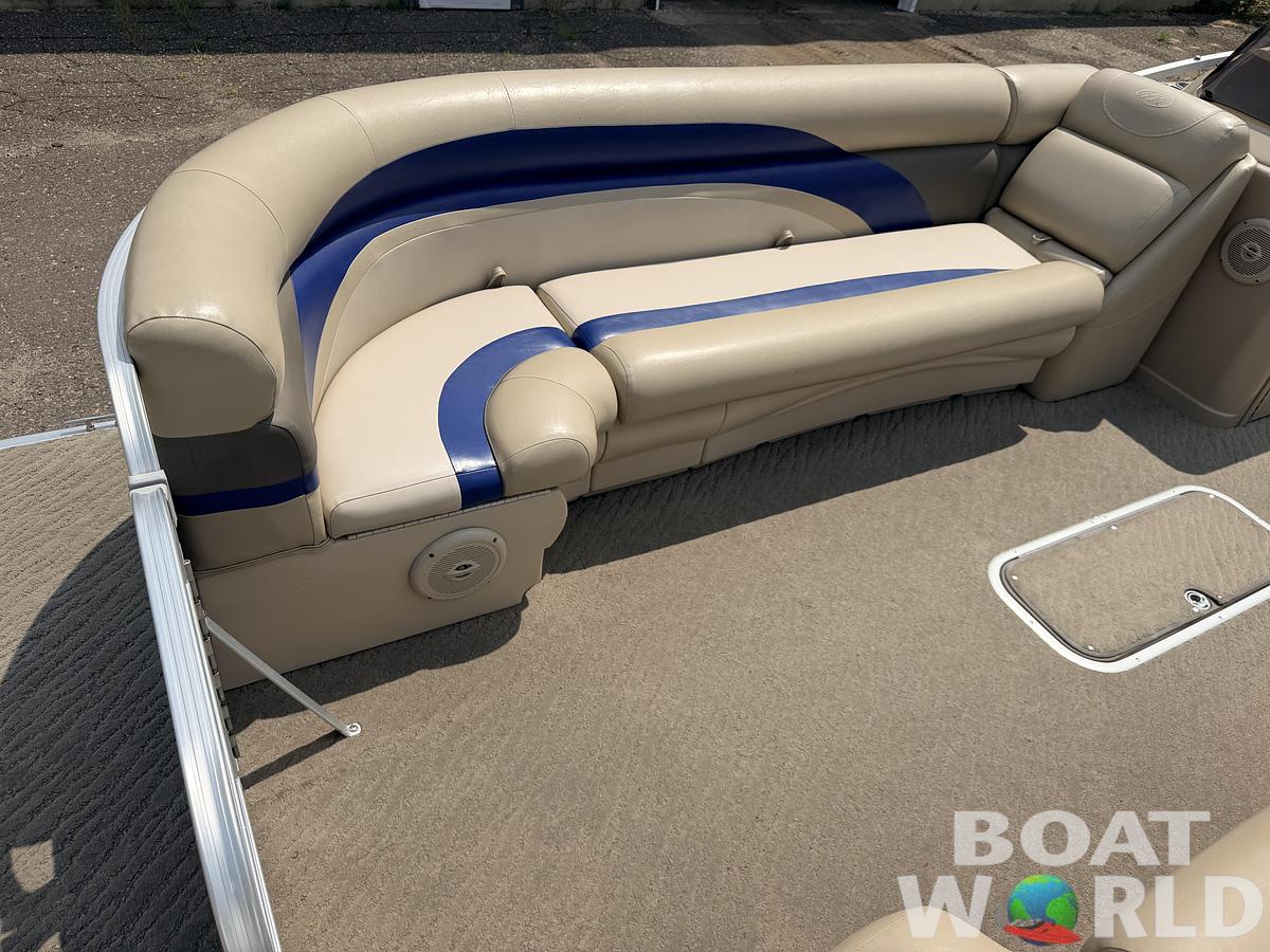 Used 2013 Manitou 220 Xplode VP Tritoon & 150HP Yamaha 4Stroke -$29,995