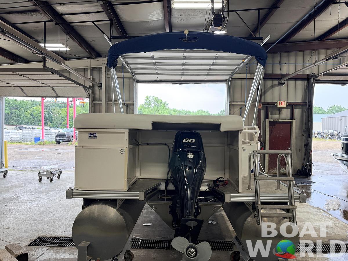 Used 2008 Starcraft 226 Limited & 60HP Mercury 4Stroke -$12,995