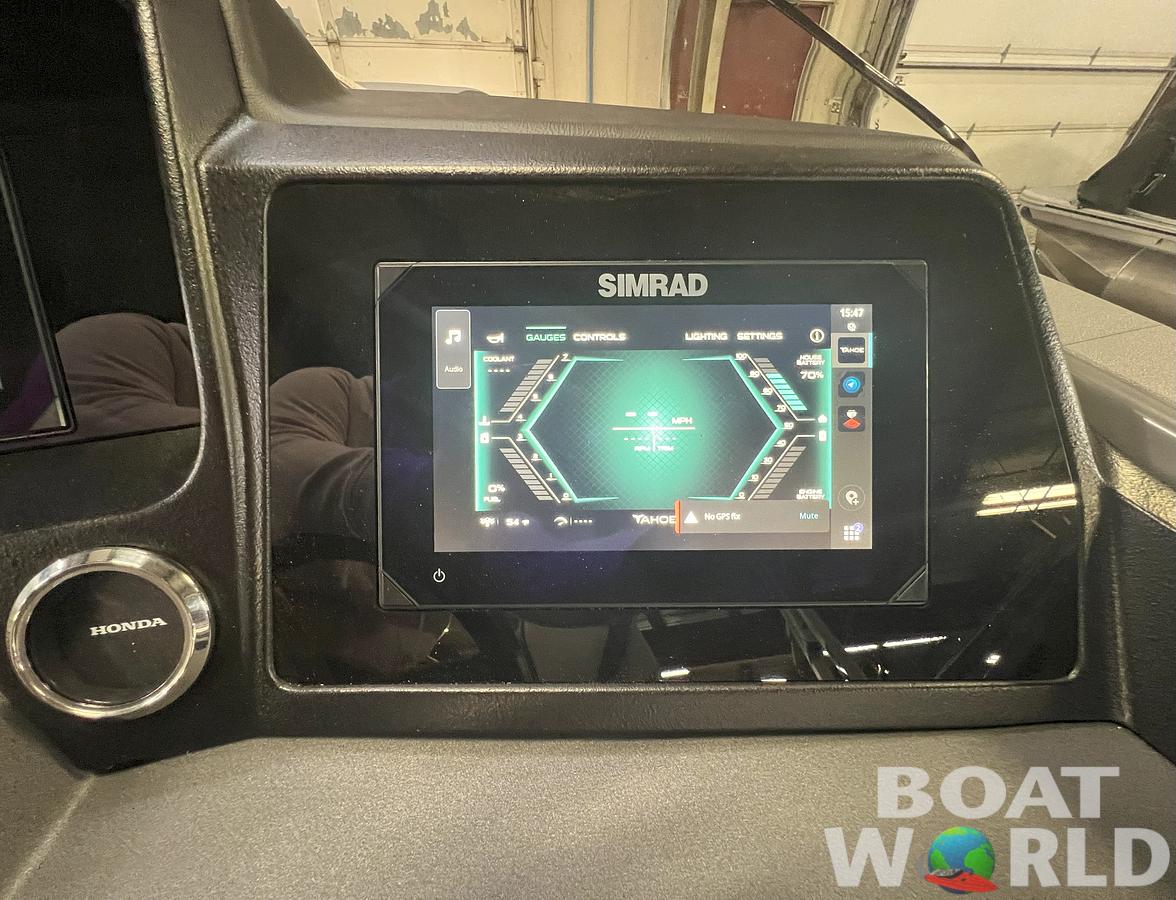 2025 Tahoe Pontoons Cascade 2385 Swingback (VRL) & Honda 4-Stroke EFI