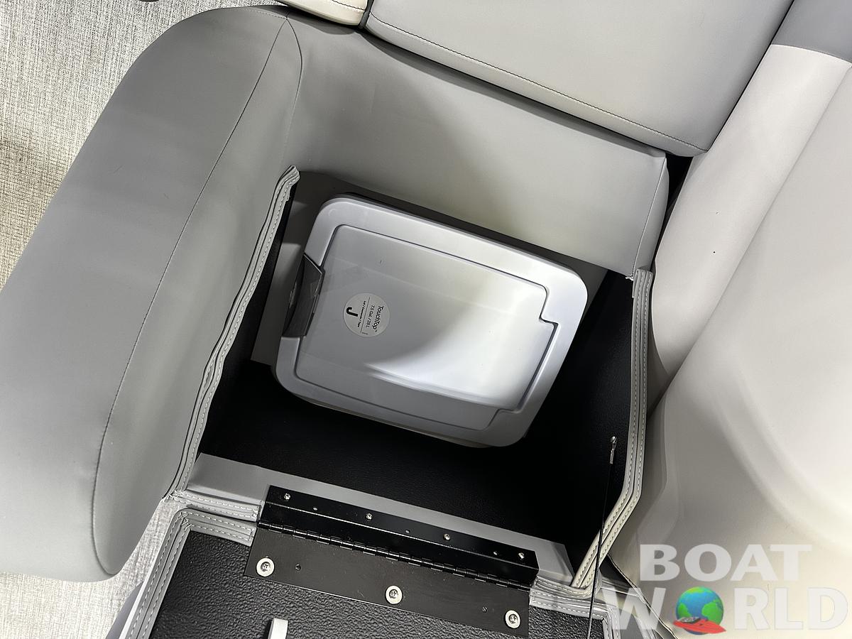 2025 Tahoe Pontoons Cascade 2385 Cruise Rear Bench (CRB) & Honda 4-Stroke EFI