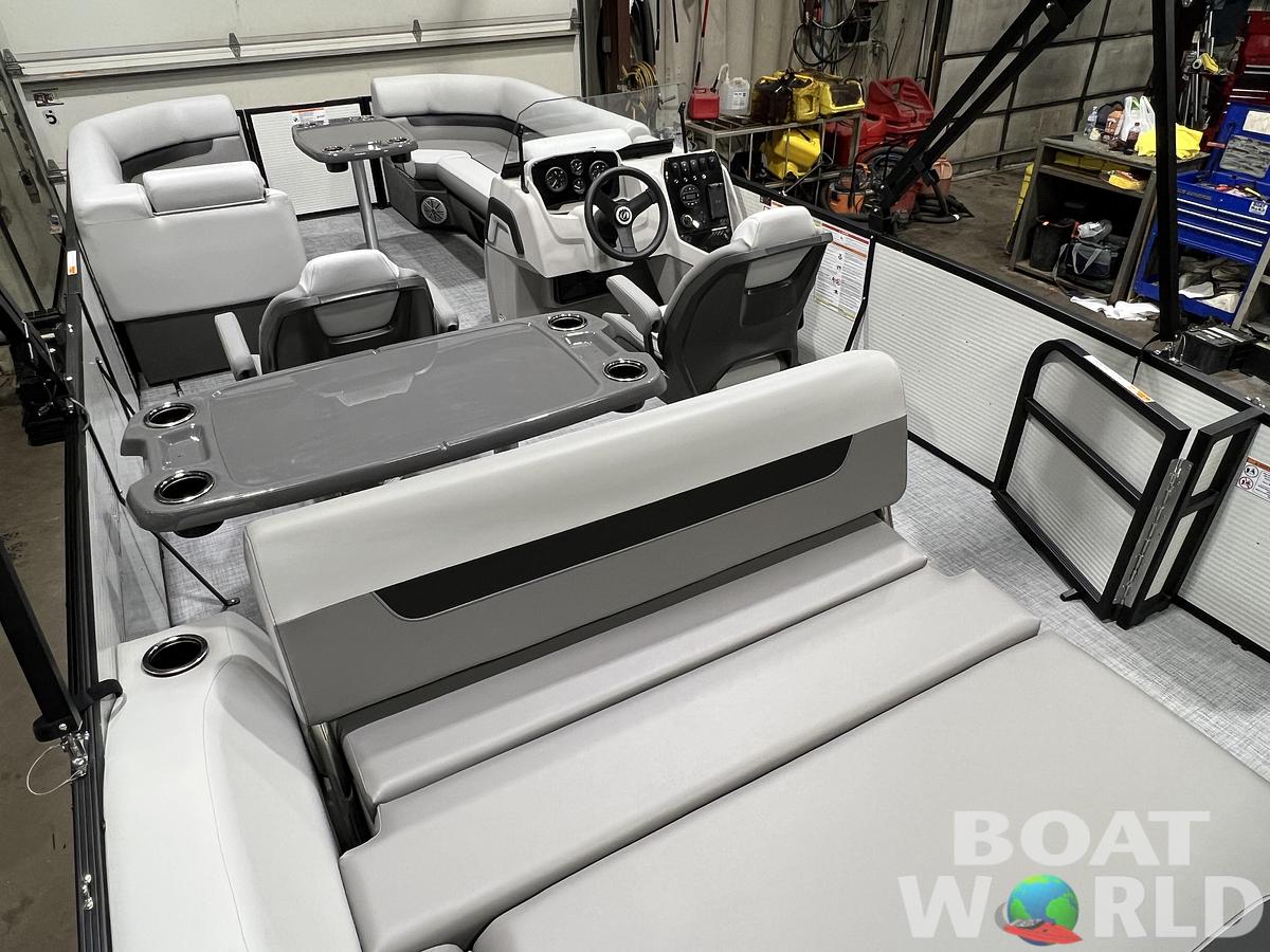 2026 Princecraft Vectra 23 RL SS Swingback Pontoon