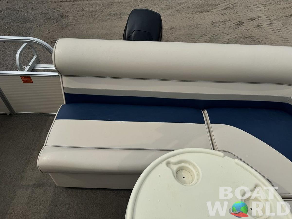 Used 2010 Weeres Cadet Fish 18' & Mercury 4-Stroke