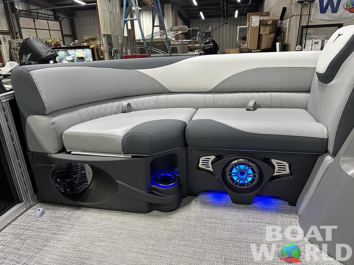 2025 Tahoe Pontoons LTZ 2385 Swingback (VRL) Tritoon & Honda 4-Stroke EFI
