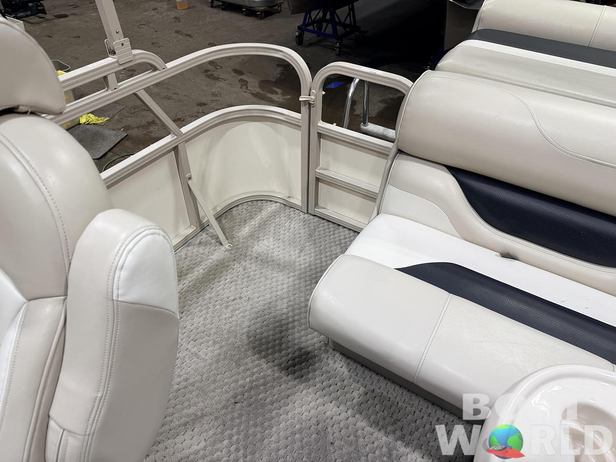 Used 2006 SmokerCraft 8522 Cruise Pontoon & 60HP Yamaha 4-Stroke - $14,995