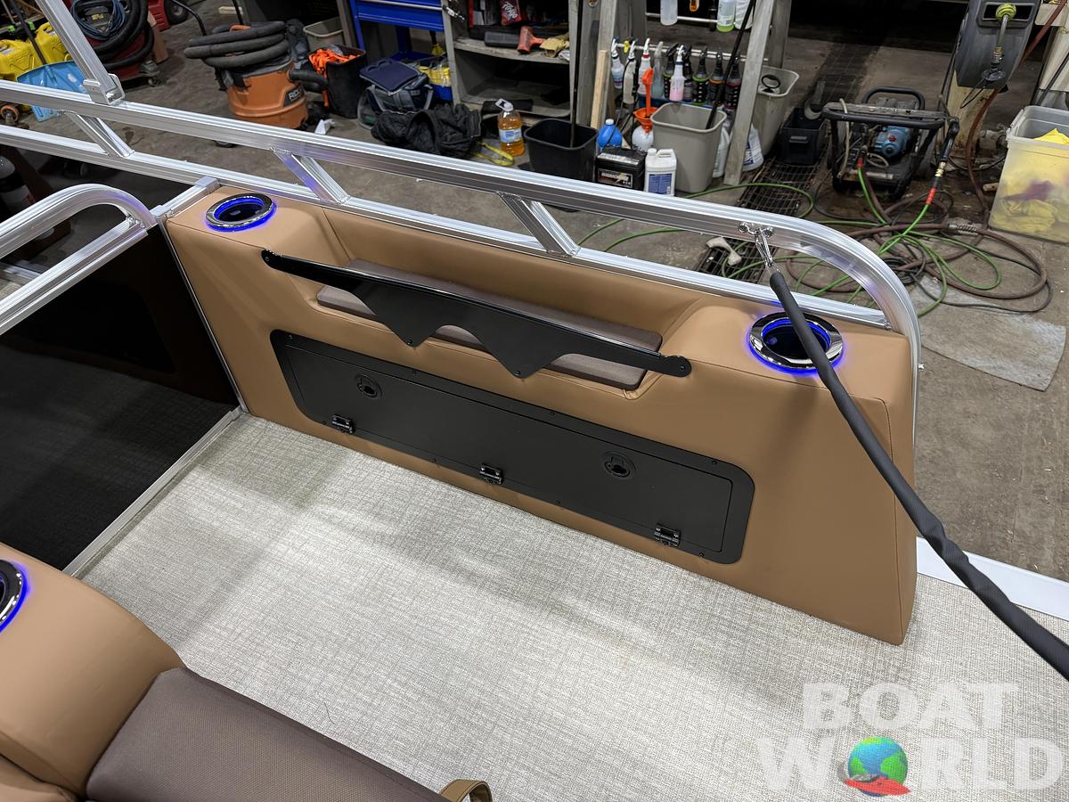 2026 Tahoe LTZ VRB Swingback Tritoon & Honda $51995