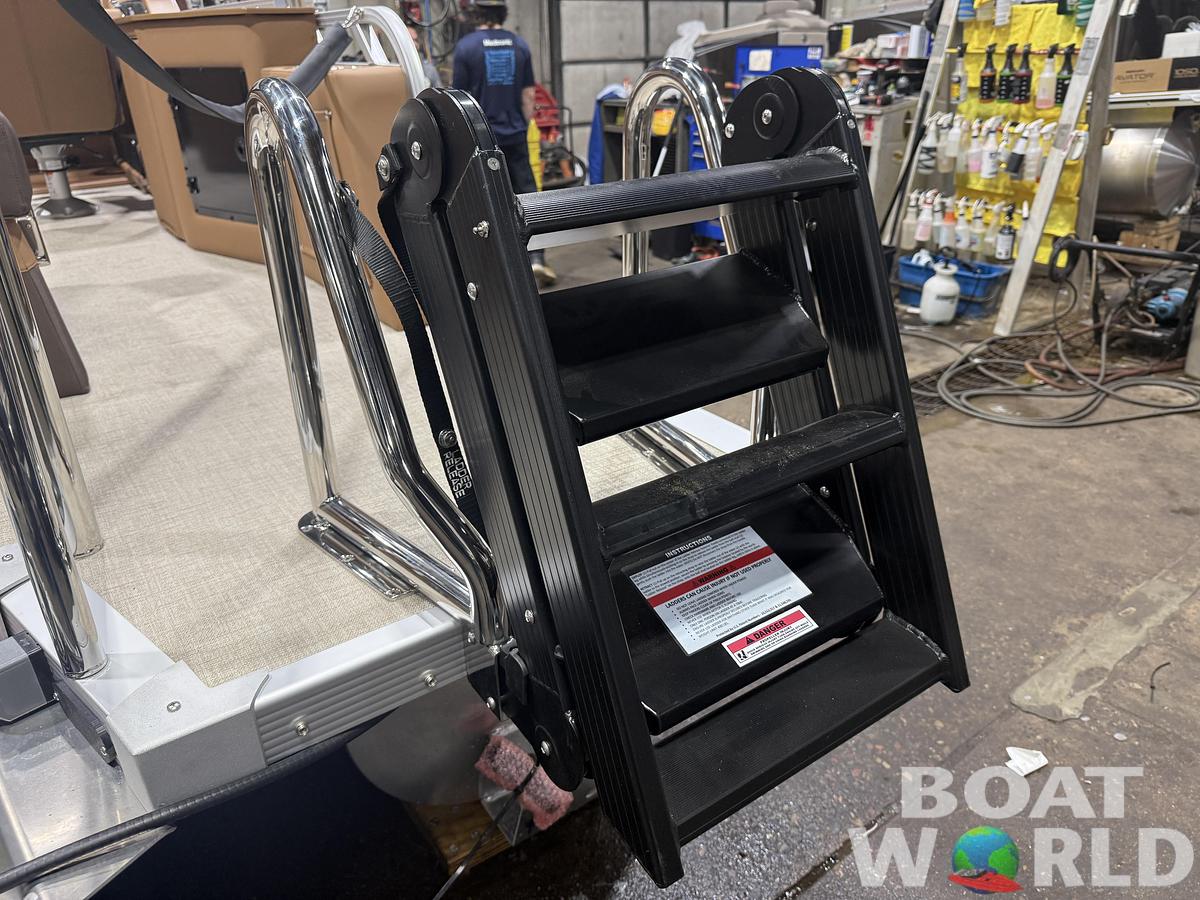 2026 Tahoe Pontoons LTZ 2185 Cruise Rear Bench (CRB) 