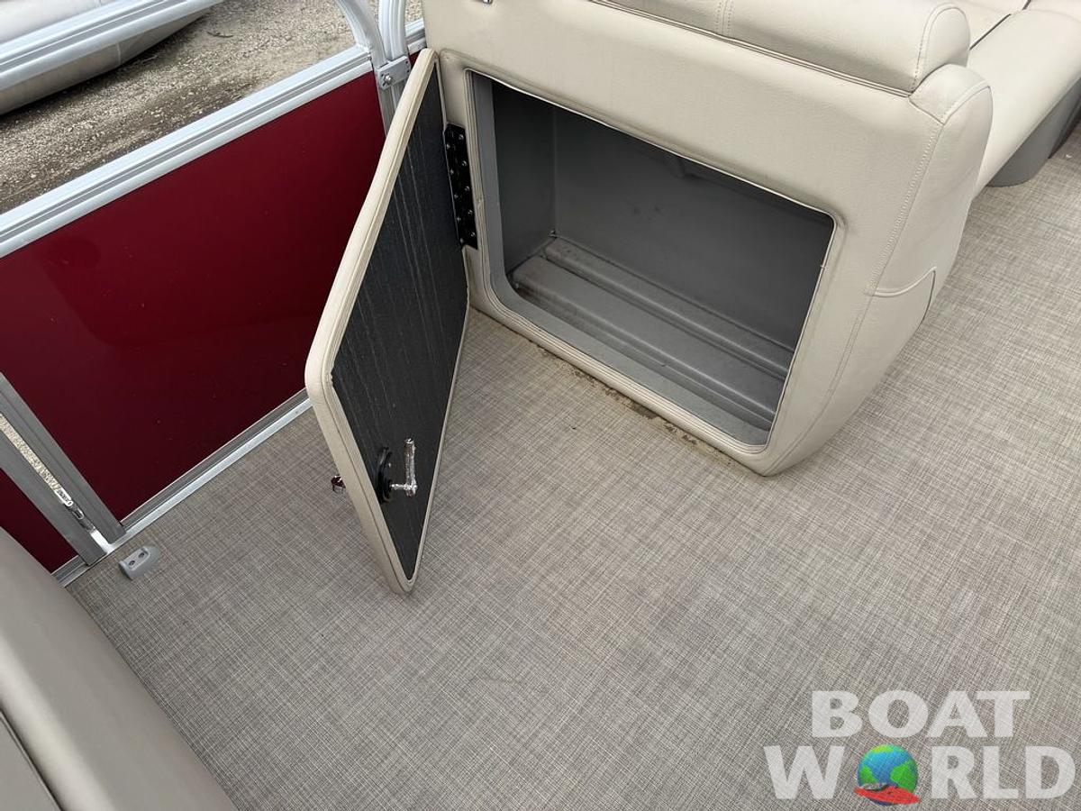Used 2023 Sun Tracker Party Barge® 20 DLX
