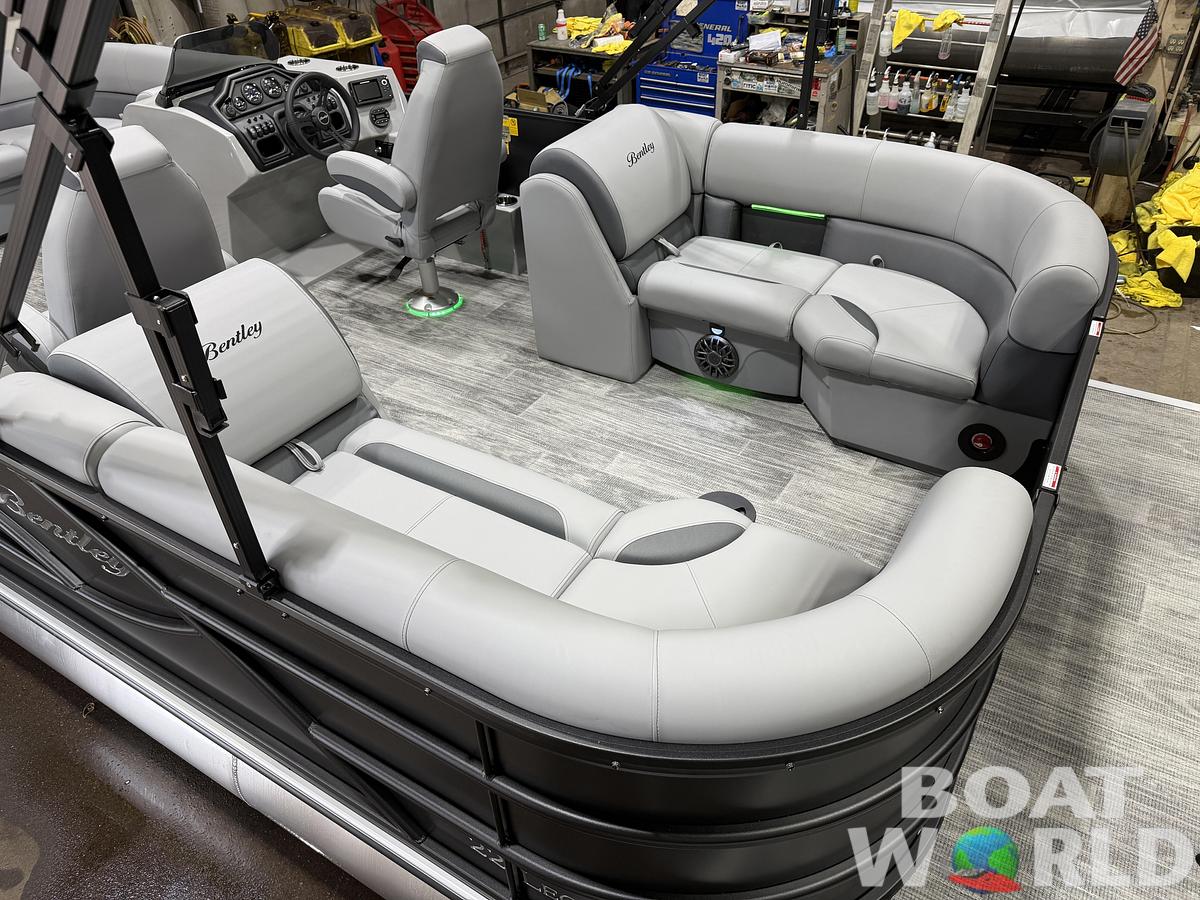 2027 Bentley Legacy 220 Navigator Quad Lounge Pontoon $42995