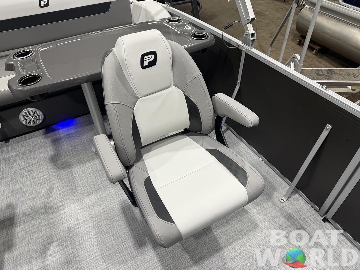 2026 Princecraft Vectra 23 RL SS Swingback Pontoon