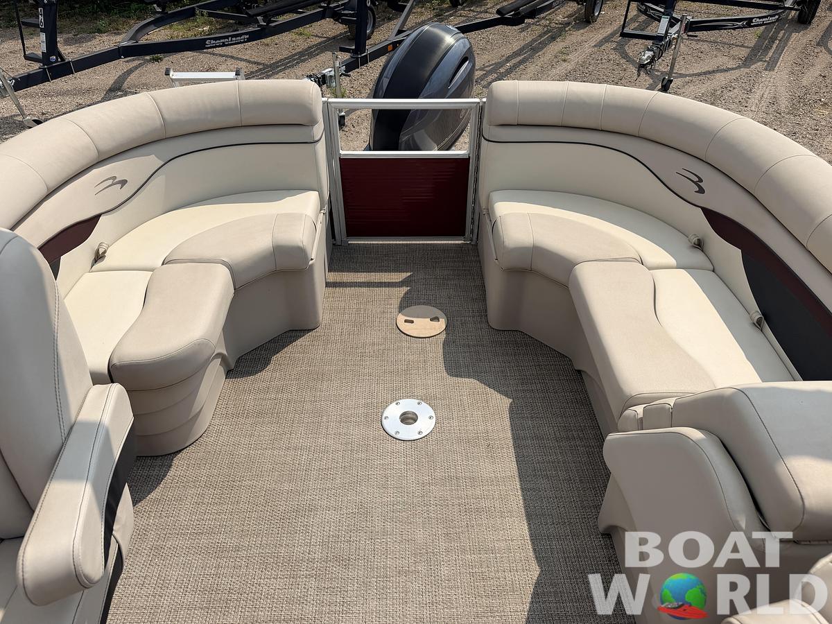 Used 2019 Bennington 21 SX Quad Lounge & Yamaha 90HP 4Stroke -$29,995