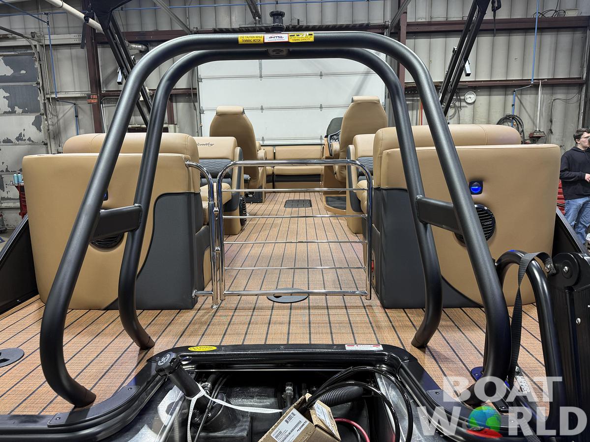 2026 Bentley Elite 223 Admiral Quad Lounge Tritoon $63995