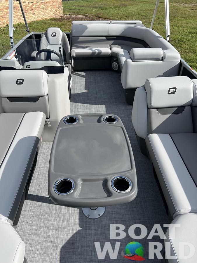 2026 Princecraft Vectra 21 Cruise Lounge Pontoon & Mercury 4-Stroke EFI