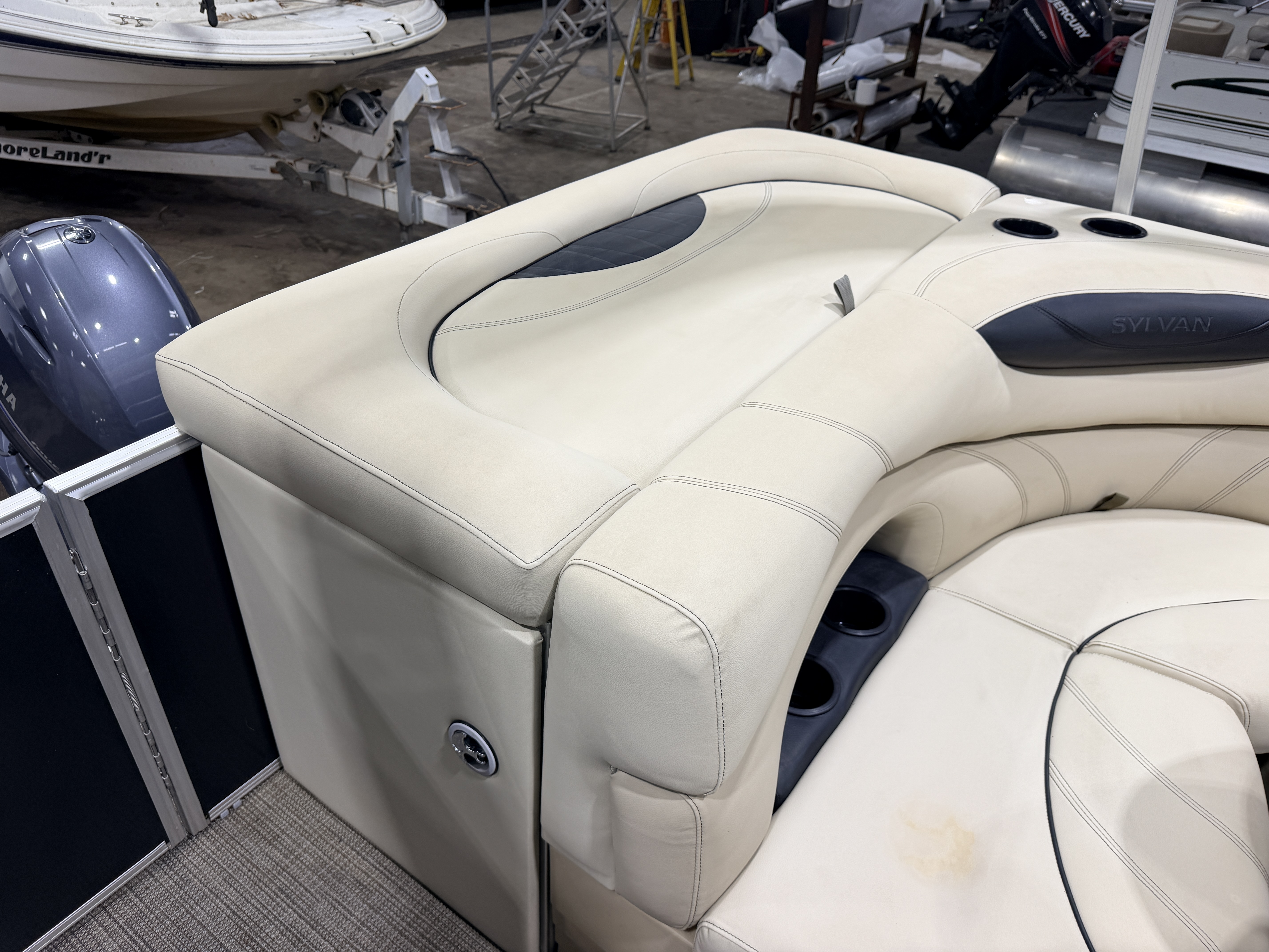 Used 2019 Sylvan Mirage 820 Cruise & 50HP Yamaha 4Stroke