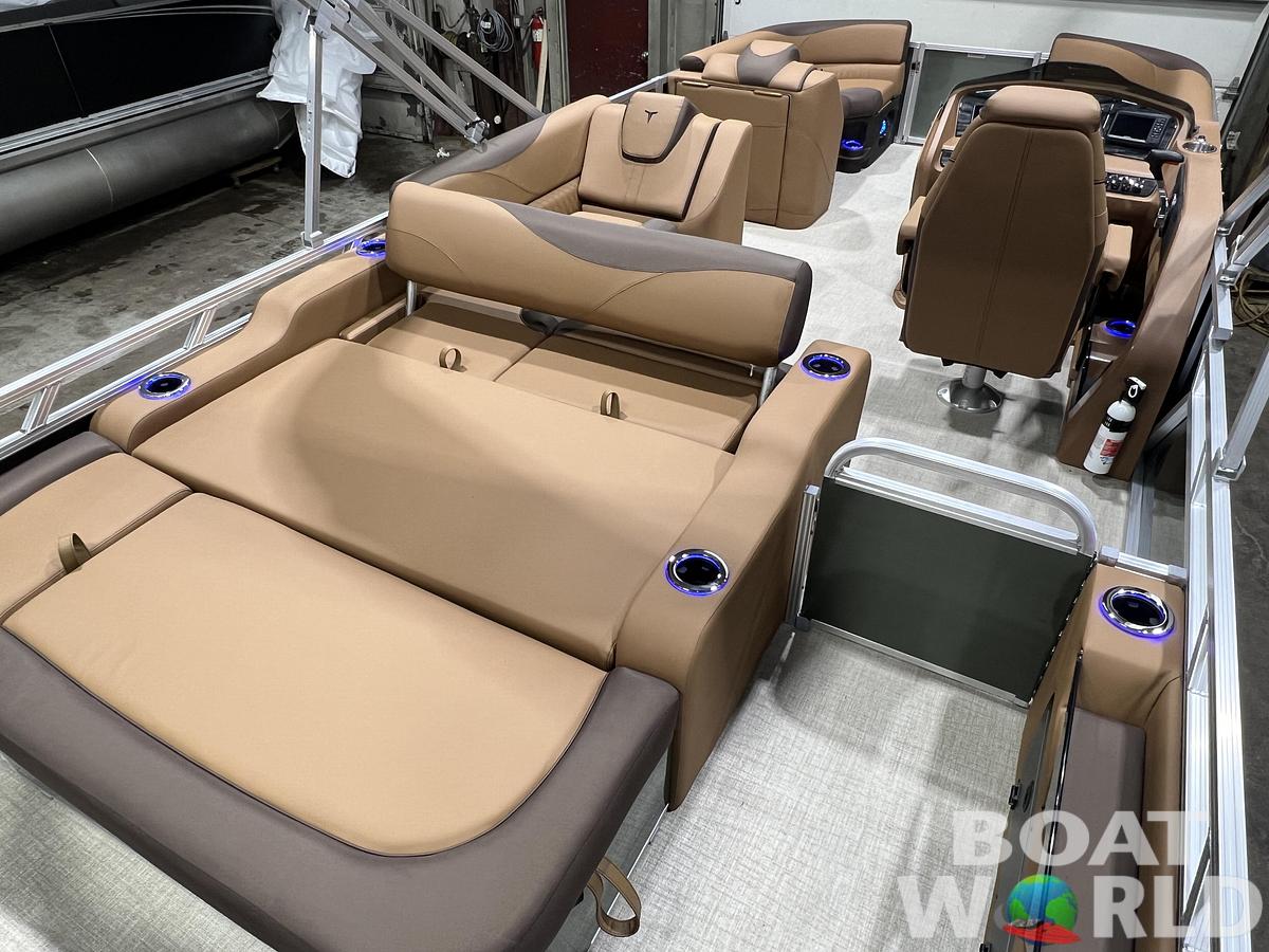 2026 Tahoe Pontoons LTZ 2385 Swingback (VRB) Tritoon